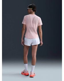 Remera Nike Swift